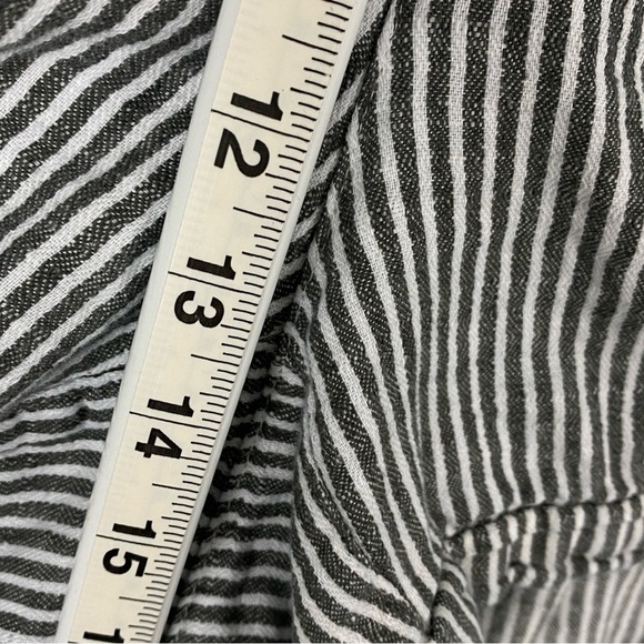 Old Navy Linen Blend Black and White Bermuda Shorts 3X - Picture 6 of 11